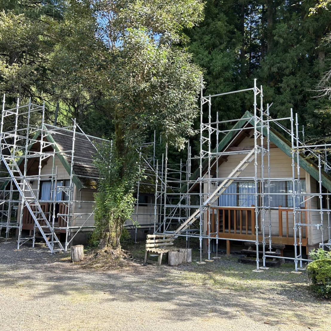 工事吊り足場